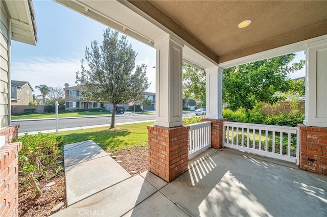 view of patio / terrace with covered porch