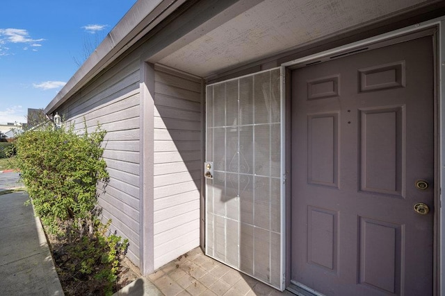 view of property entrance