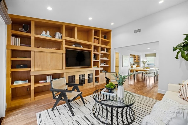 331 Ledroit St, Laguna Beach, CA 92651 - living room with recessed lighting, visible vents, light wood-type flooring, and built in features