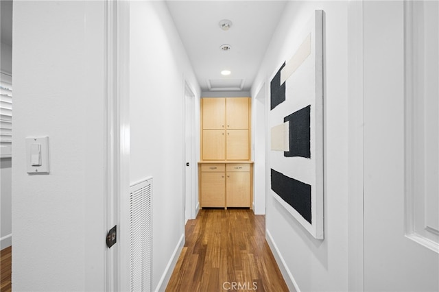 331 Ledroit St, Laguna Beach, CA 92651 - corridor with wood finished floors, baseboards, and visible vents