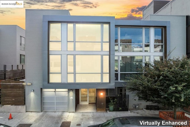 view of front facade with a garage