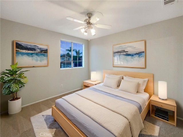 bedroom featuring ceiling fan