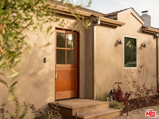 view of property entrance