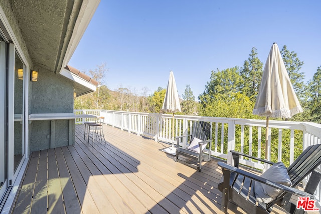 view of wooden deck