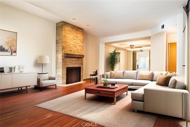 5240 Vantage Ave Unit 112, Valley Village, CA 91607 - photo 2