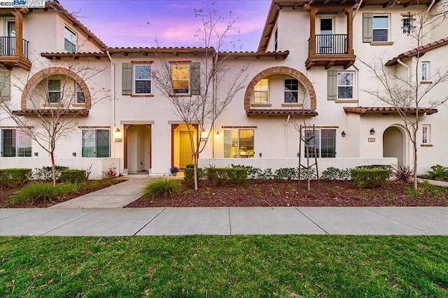 view of mediterranean / spanish house