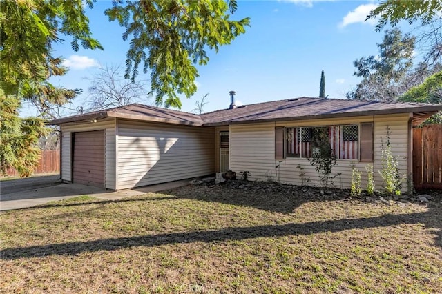 ranch-style house with a front lawn