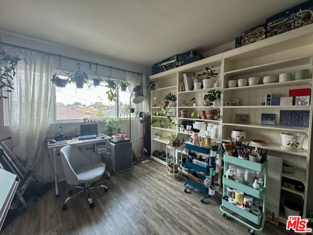 office area with hardwood / wood-style flooring