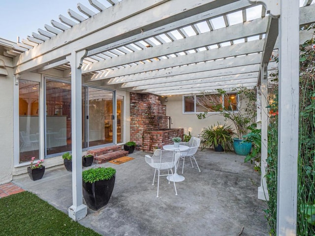 view of patio featuring a pergola