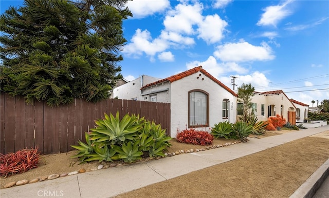 view of mediterranean / spanish-style house