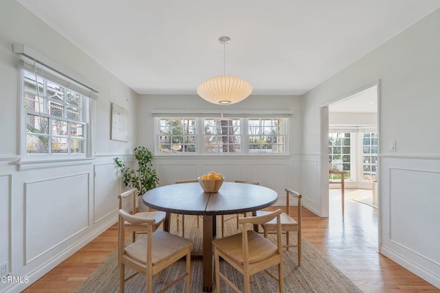 dining area featuring light hardwood / wood-style floors