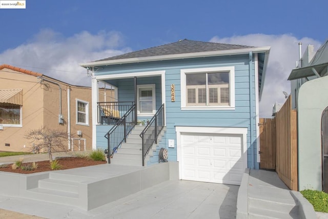 view of front facade with a garage