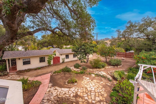 view of yard with a patio