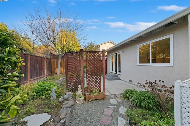 view of yard with a patio