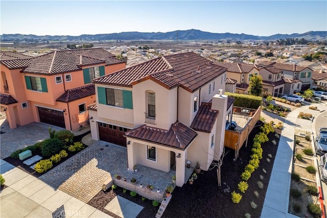 bird's eye view with a mountain view