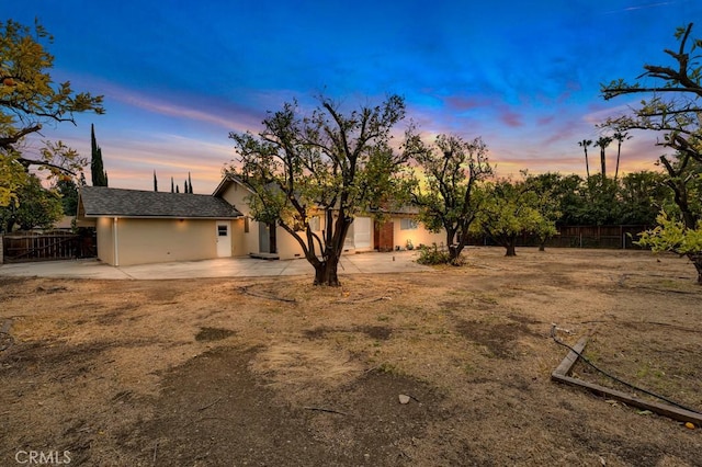 view of front of property with a patio area