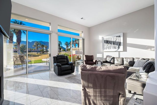 living room featuring a mountain view