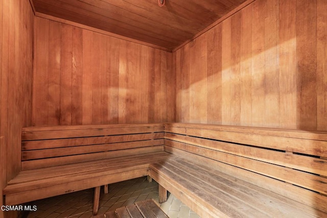 view of sauna / steam room