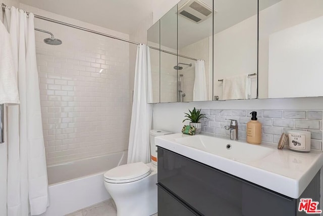 full bathroom featuring shower / bathtub combination with curtain, backsplash, vanity, and toilet