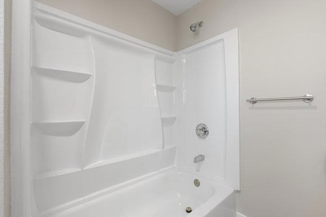 bathroom featuring shower / bathtub combination