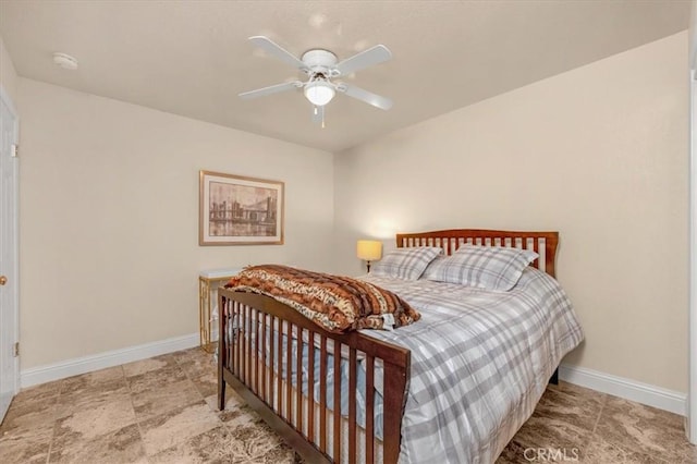 bedroom featuring ceiling fan