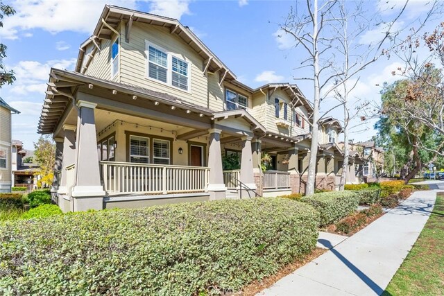 craftsman inspired home featuring a porch