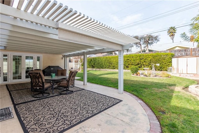 view of patio featuring a pergola