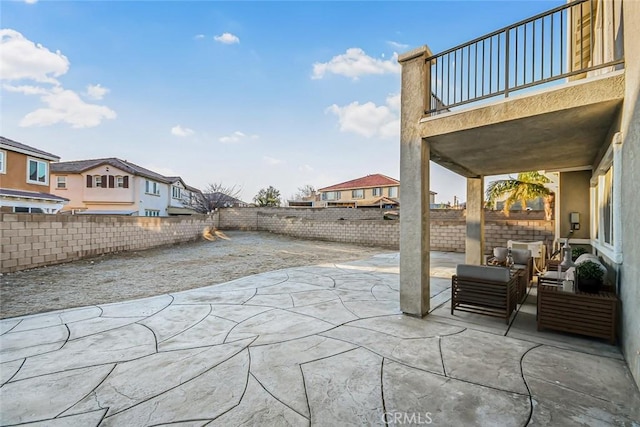 view of patio with an outdoor hangout area