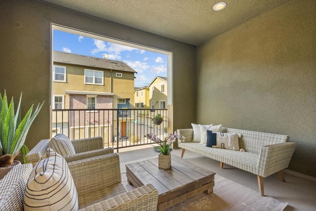 balcony featuring an outdoor hangout area