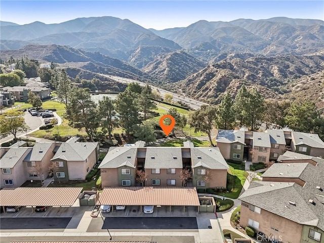 bird's eye view featuring a mountain view