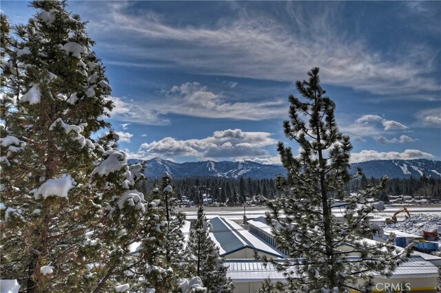 property view of mountains