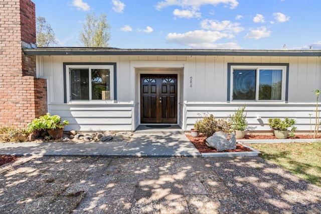 view of entrance to property