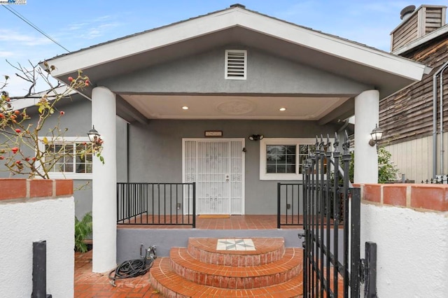 view of front of house with a porch