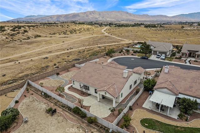 bird's eye view featuring a mountain view