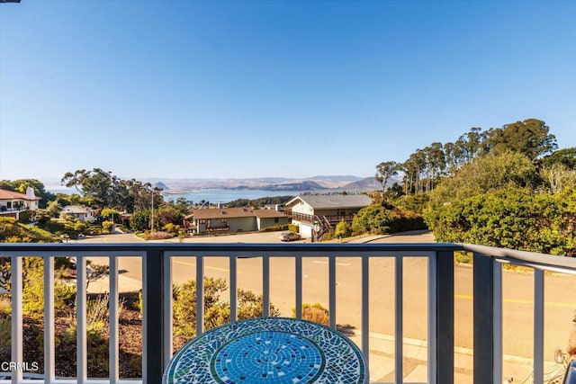 balcony featuring a mountain view