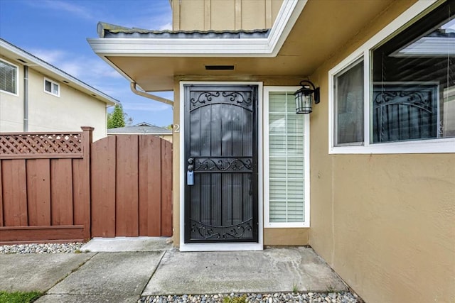 view of entrance to property