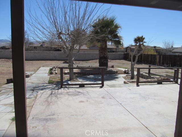 view of patio featuring a fenced backyard