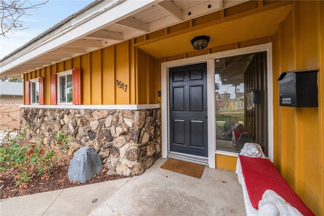 view of entrance to property