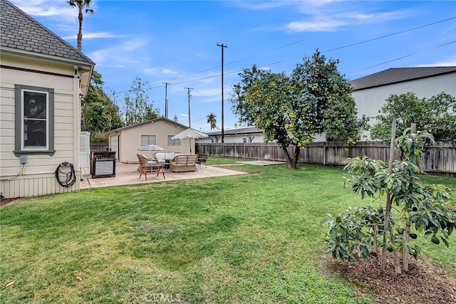 view of yard with a patio area