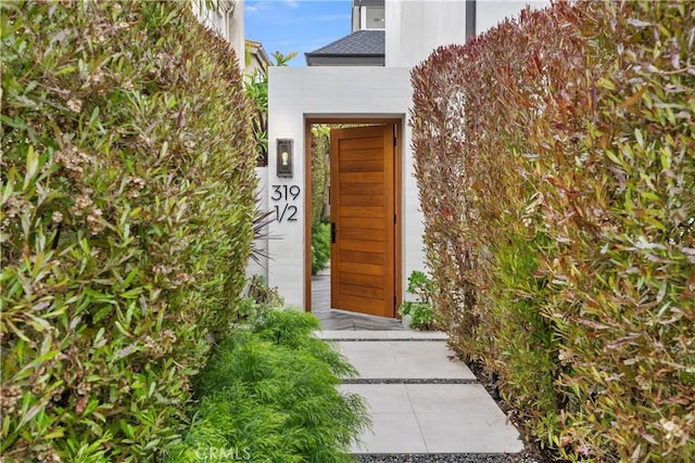 view of entrance to property