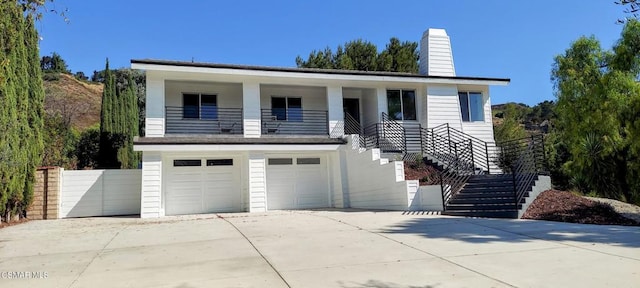 view of front of home featuring a garage