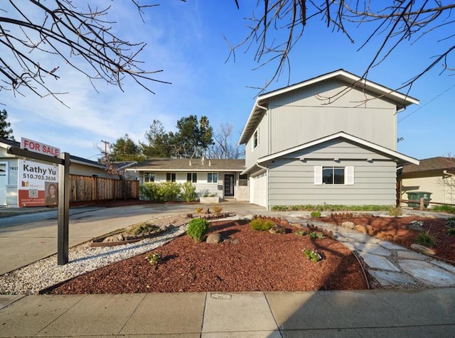 view of front of property