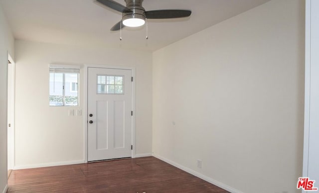 entrance foyer featuring dark hardwood / wood-style floors and ceiling fan