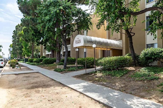 1775 Diamond Unit 308, Pacific Beach San Diego, CA 92109 - view of home's community