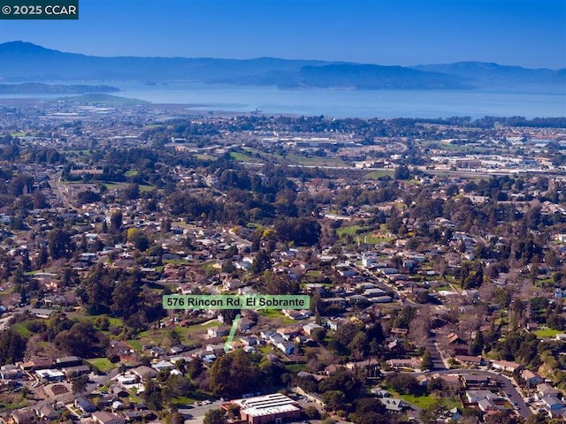 bird's eye view featuring a mountain view