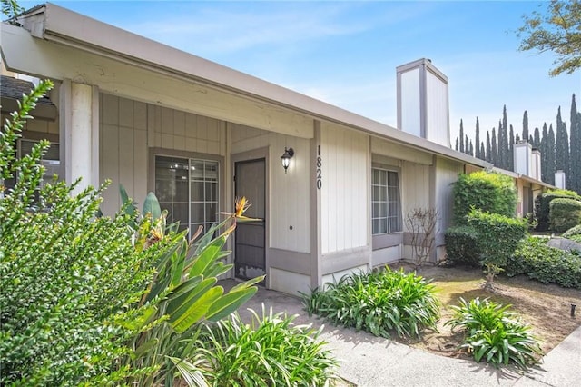 view of property entrance