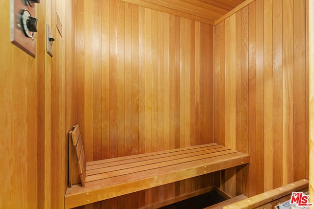 view of sauna / steam room