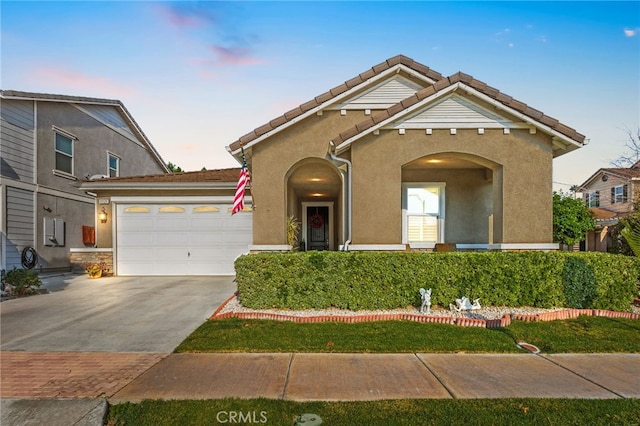 view of front of house featuring a garage