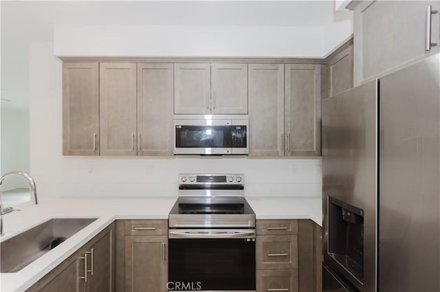 2811 Elderflower St, Spring Valley, CA 91977 - photo 9