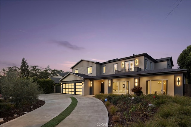 view of front of house featuring a garage